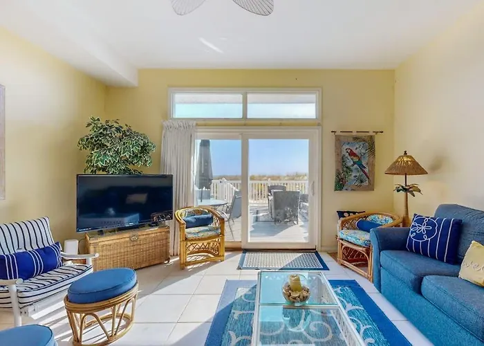 Lovely Oceanfront With Free Wifi Balcony Ocean Views Ac & Deck Holiday home