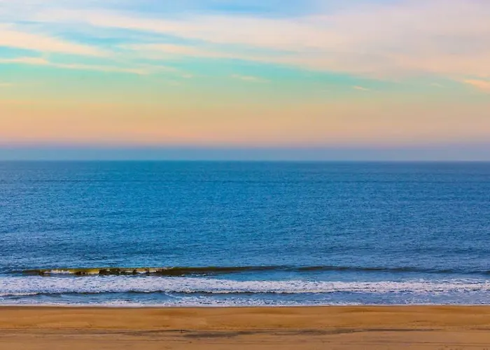 Holiday home Lovely Oceanfront With Free Wifi Balcony Ocean Views Ac & Deck Ocean City