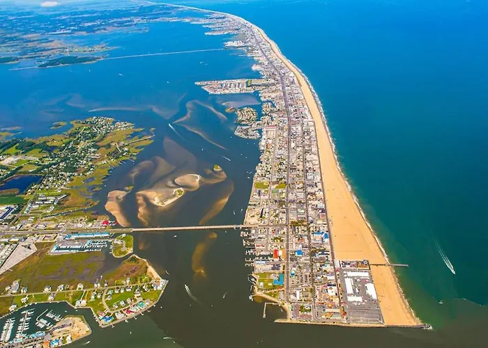 Lovely Oceanfront With Free Wifi Balcony Ocean Views Ac & Deck *